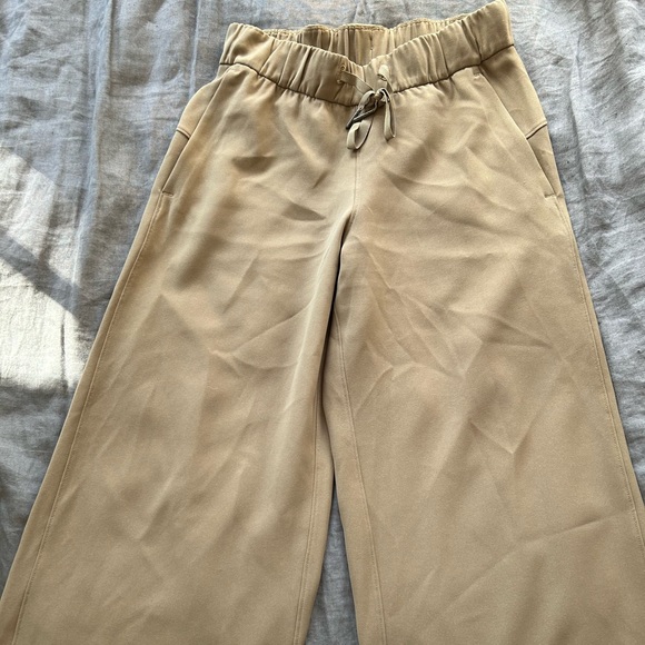 Lululemon On the Fly wide leg pant - Picture 3 of 4